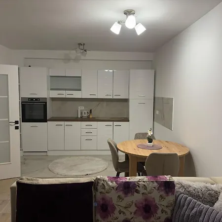 Happy Apartment *