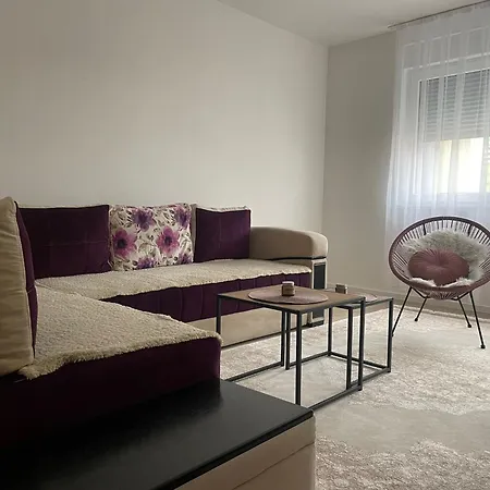 Happy Apartment