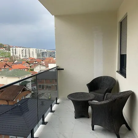 Happy Apartment *